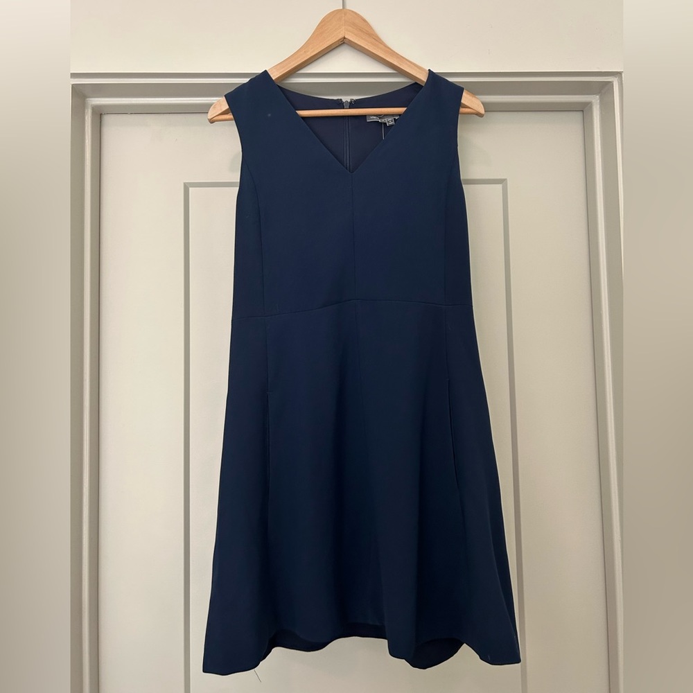 Vince Navy Dress, size 8 New with Tags